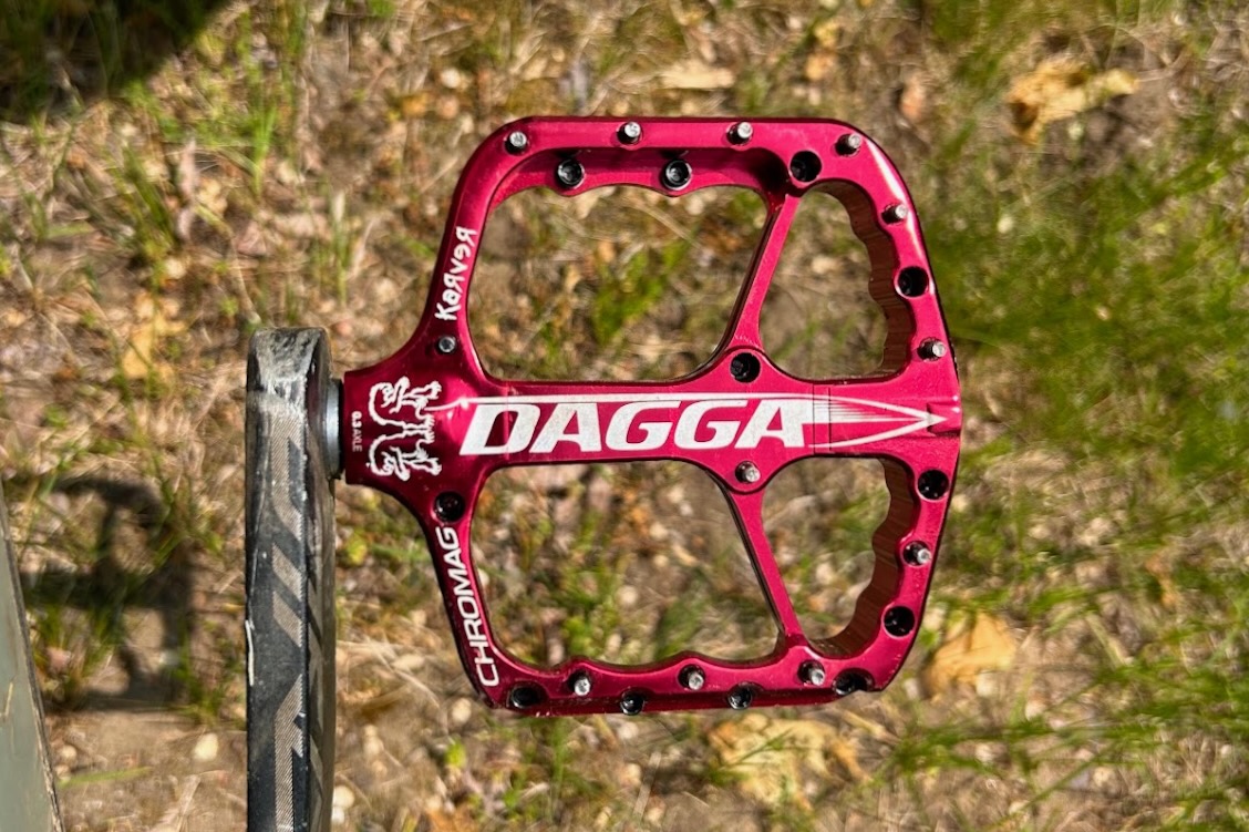 Chromag Dagga mountain bike flat pedals