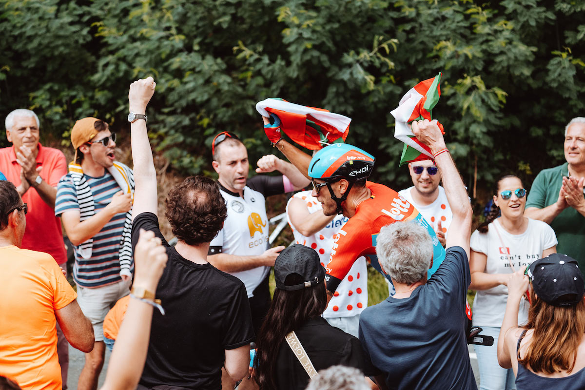 Ekoi Koroyd road bike helmets at 2023 Tour de France, aero Aerdinamica 