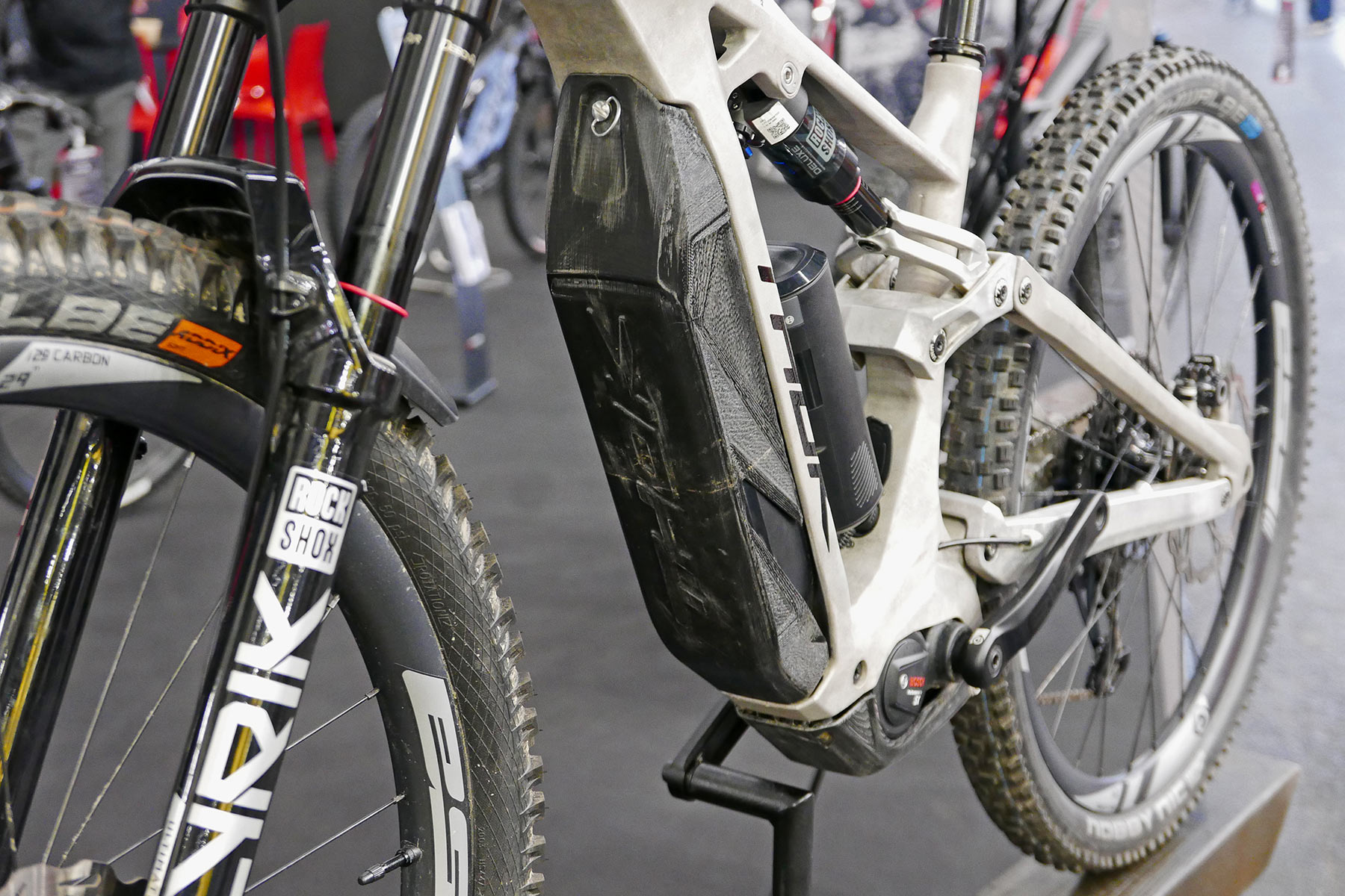 Thok Project 4 eMTB prototype, lightweight 3D-printed alloy all-mountain ebike, downtube battery cover